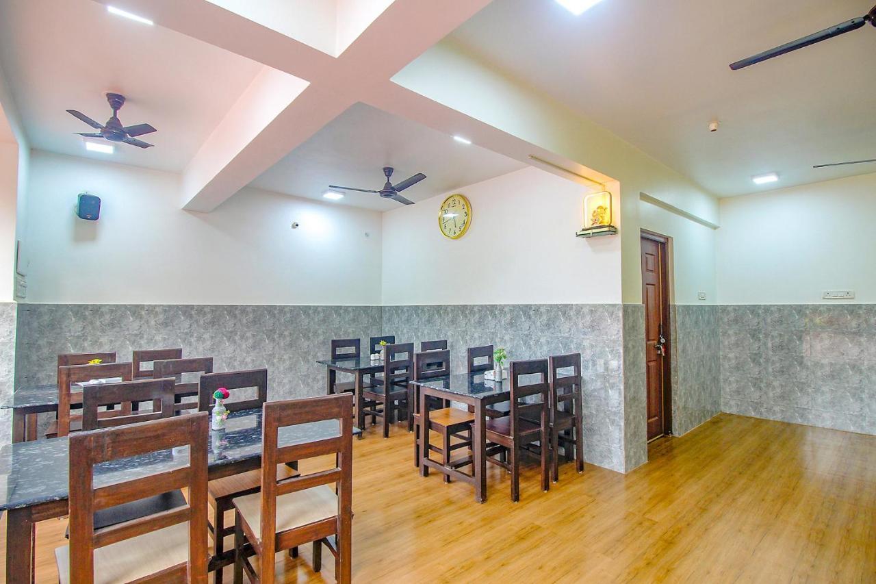 Fabescape Sk Studios With Pool & Gym, Arpora Eski Goa Dış mekan fotoğraf